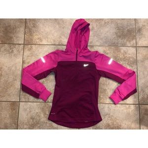 Nike Tops - Nike DriFit Athletic Half zip sweatshirt Nike Tops - Nike DriFit Athletic Half zip sweatshirt